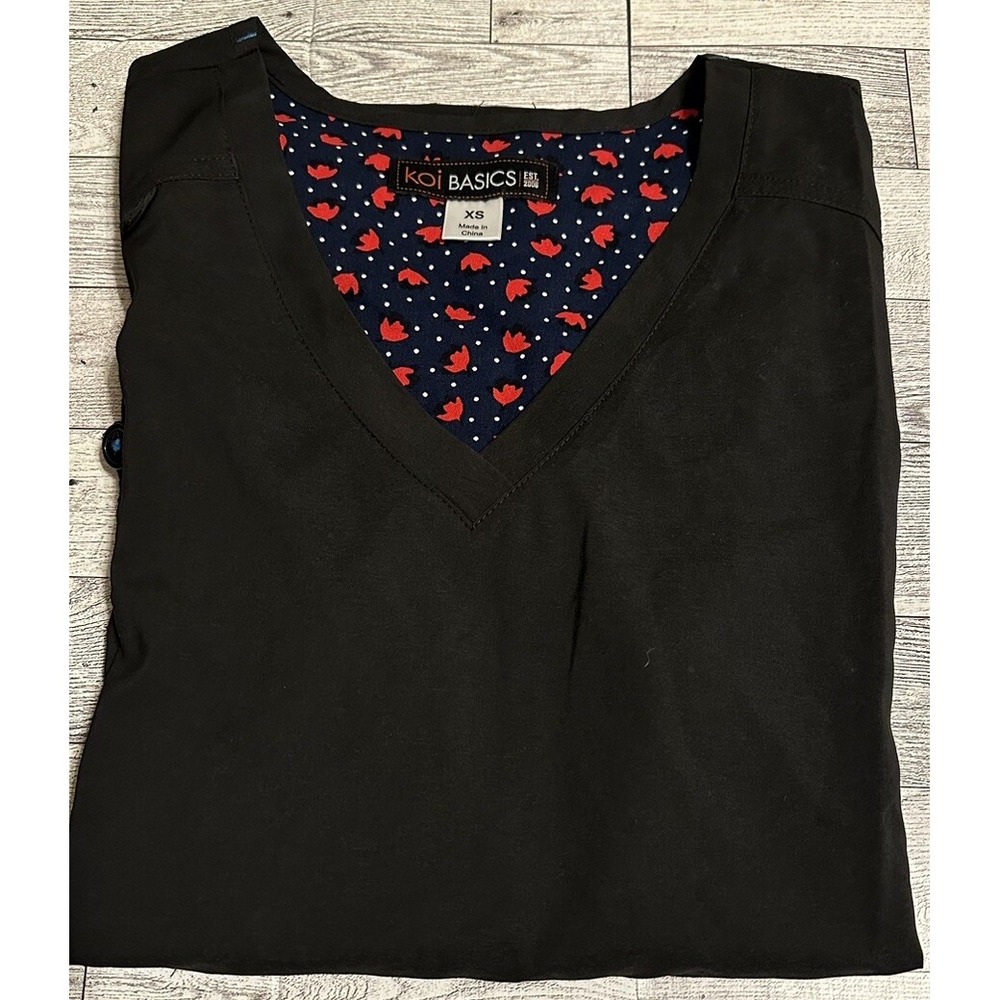 NWT Koi Basics Becca‎ Scrub Top 373-002 XS black